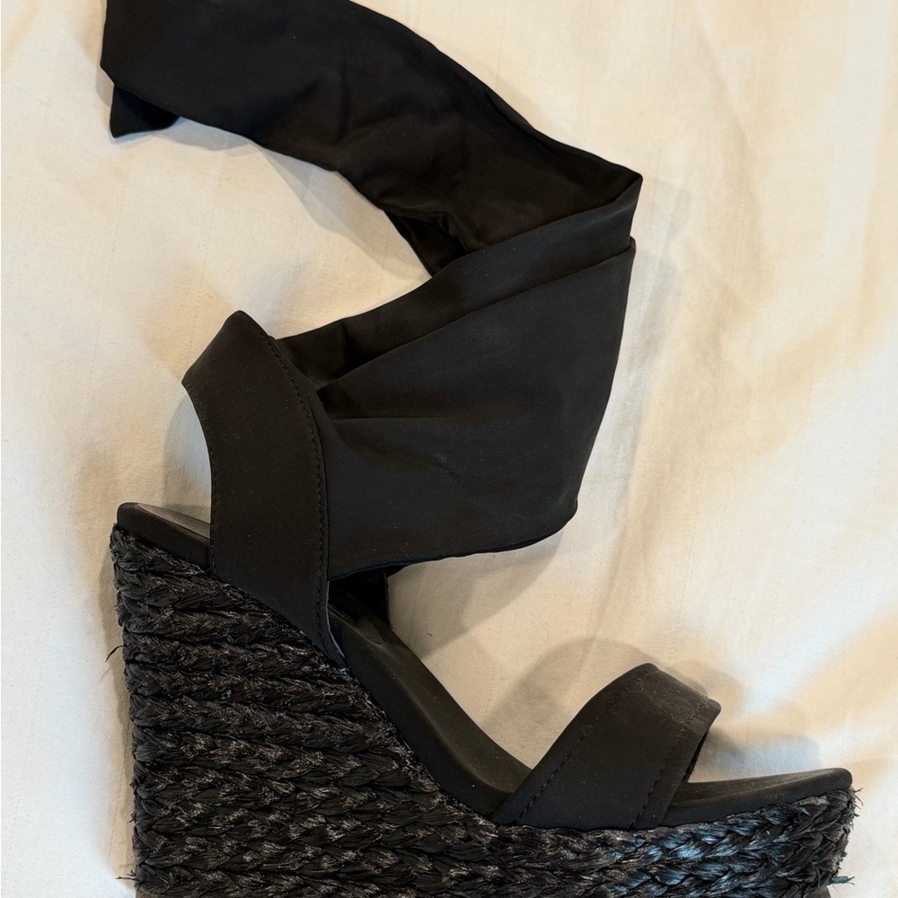 Donald J. Pliner Black Wrap Wedges